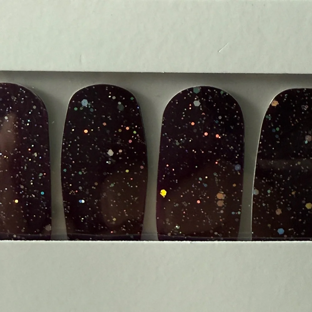 Color Street Rule of Plum 16 100% Real Nail Polish Strips NEW